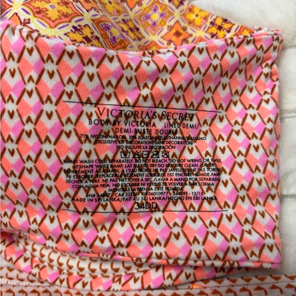 Victoria's Secret Pink and Orange Patterned Bra Set - Picture 4 of 4